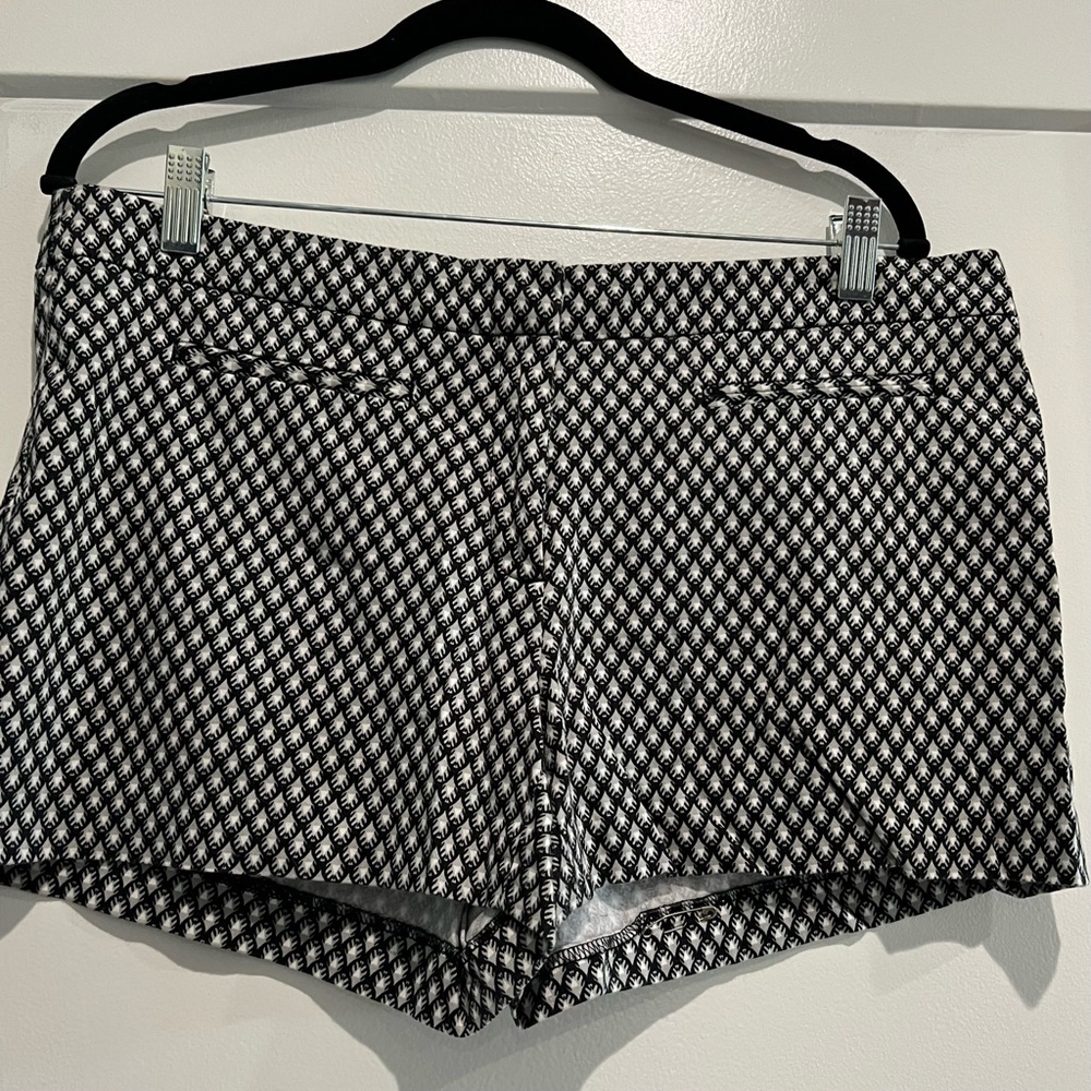 Kenya black and white short
